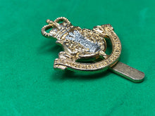 Charger l&#39;image dans la galerie, Genuine British Army Leicestershire &amp; Derbyshire Yeomanry Cap Badge
