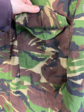 Charger l&#39;image dans la galerie, Genuine British Army DPM Lightweight Combat Jacket - Size 170/88
