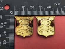 Load image into Gallery viewer, Original WW2 British Army Essex Regiment Collar Badges Pair
