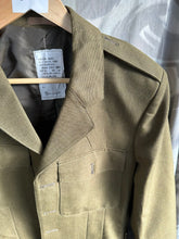 Load image into Gallery viewer, Genuine British Army No2 FAD Dress Uniform Jacket - Size 188/104/88
