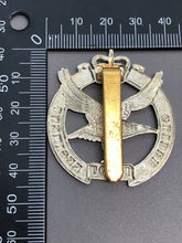 Charger l&#39;image dans la galerie, Genuine British RAF Glider Pilot Regiment Cap Badge
