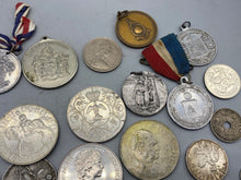 Charger l&#39;image dans la galerie, Original Group of Commemorative British Coins &amp; Medals etc
