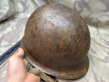 Charger l&#39;image dans la galerie, US Army M1 Helmet Style M1 Euroclone Helmet - Genuine European Army Helmet
