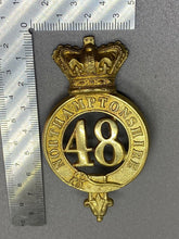 Load image into Gallery viewer, Original British Army - 18th Regiment of Foot Northamptonshire Glengarry Badge
