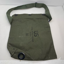 Load image into Gallery viewer, Genuine US Army Vietnam War M25A1 Tank Crew Gas Mask Carrying Bag
