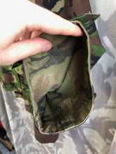 Load image into Gallery viewer, Genuine British Army DPM Camouflaged Combat Jacket Smock - 170/88
