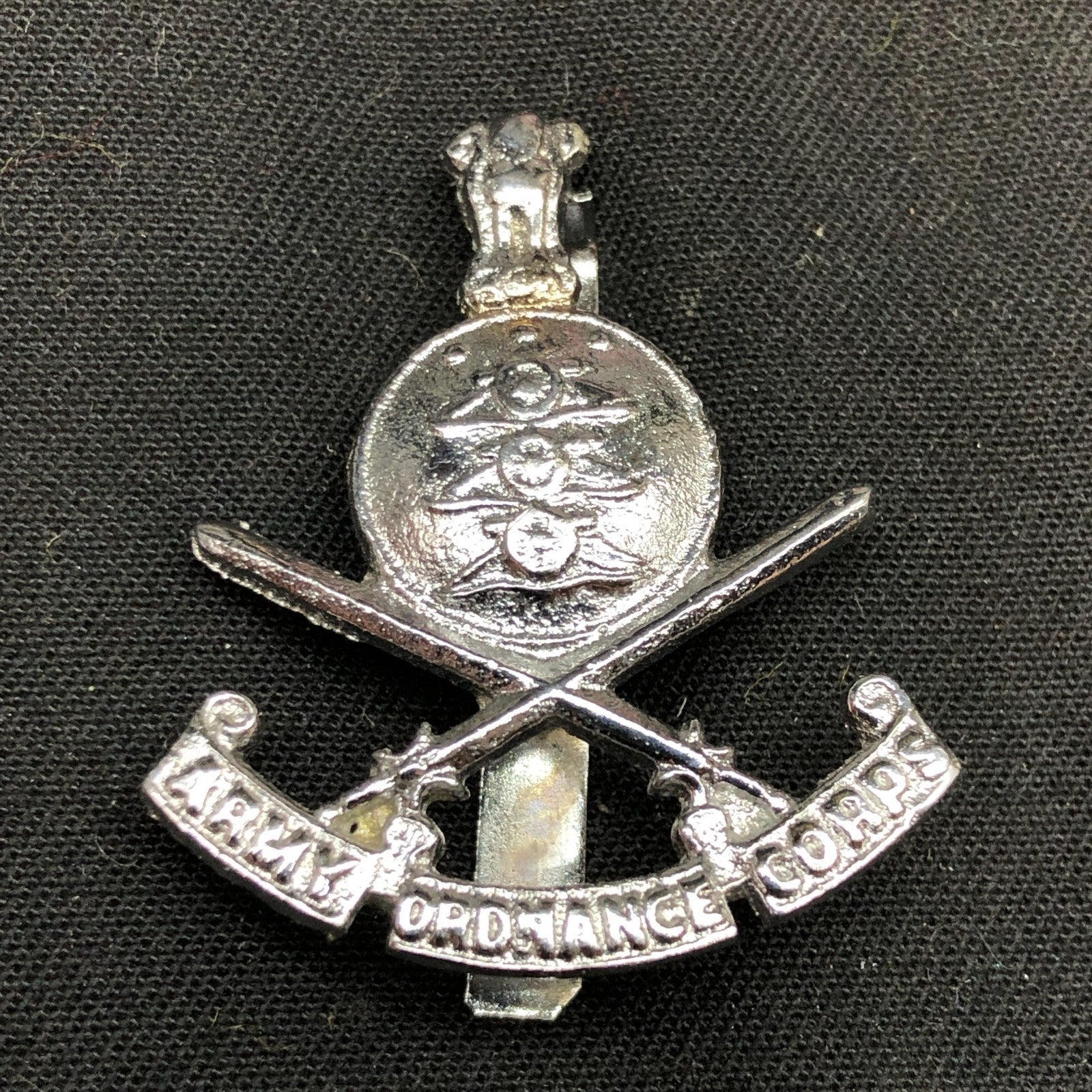 Original Army Badge - Indian Army Ordnance Corps - The Militaria Shop