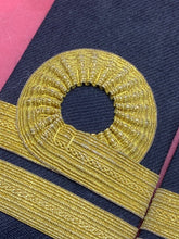 Charger l&#39;image dans la galerie, Original Pair of British Royal Navy Officers Epaulettes
