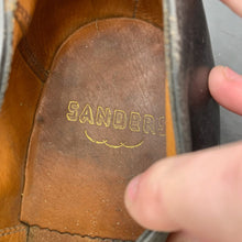 Load image into Gallery viewer, Genuine British Army Black Leather Dress Shoes - Size UK 8 M - The Militaria Shop
