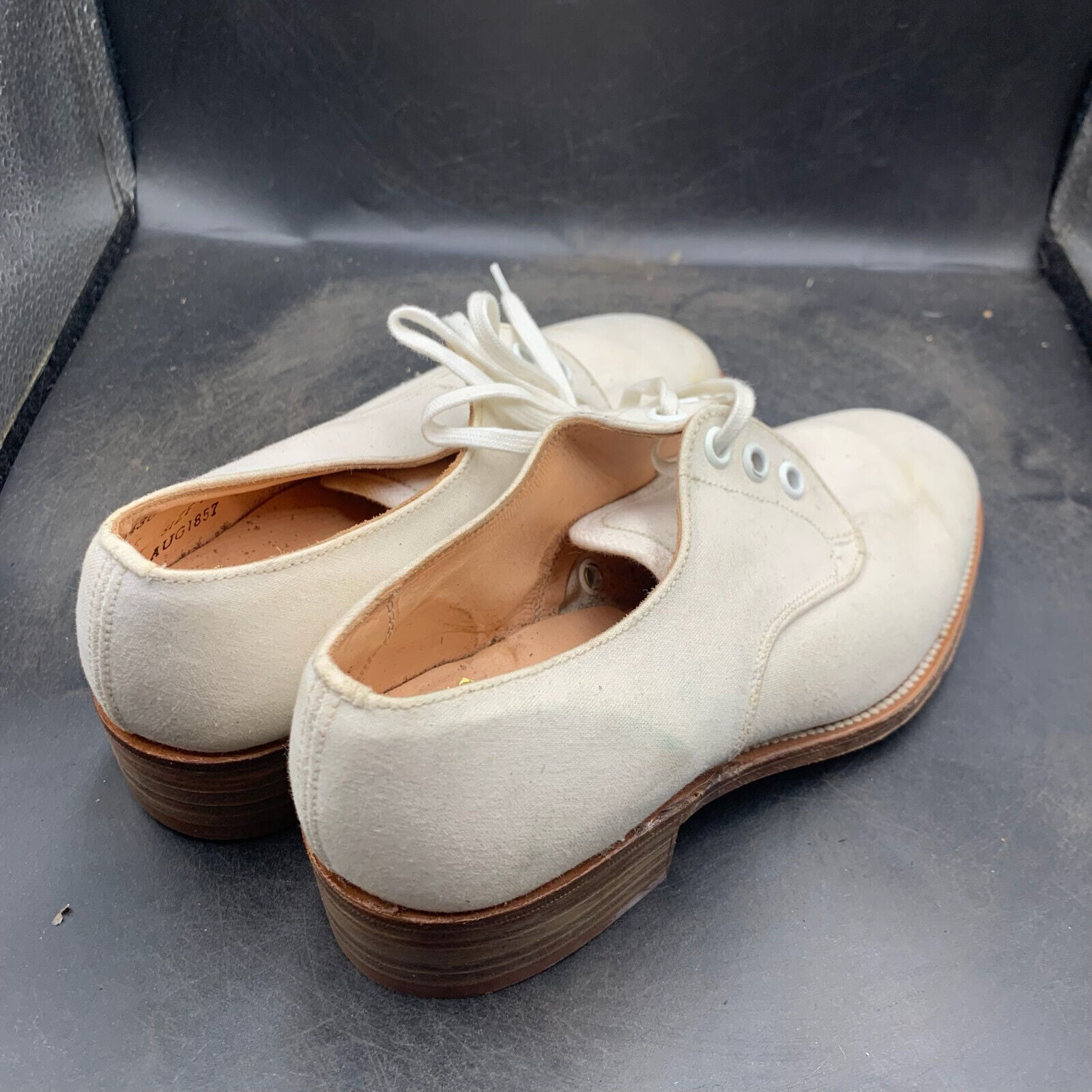 Genuine British Army Summer White Dress Shoes - Size 210 - Approx UK 2.5 - The Militaria Shop