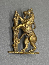 Load image into Gallery viewer, Original WW1 British Army The Warwickshire Yeomanry Collar Badge
