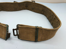 Charger l&#39;image dans la galerie, Original British Army 37 Pattern Webbing Belt - Size Normal 36&quot; Waist - WW2 Patt
