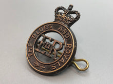 Charger l&#39;image dans la galerie, Genuine British Army The Blues and Royals Cap Badge
