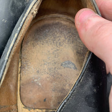 Load image into Gallery viewer, Genuine British Army Black Leather Dress Shoes - Size UK 9 L - The Militaria Shop
