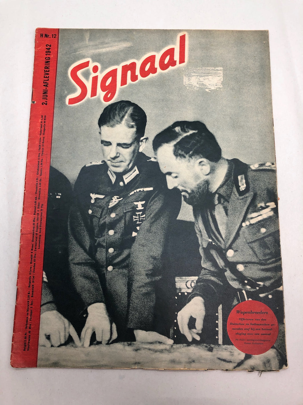 Original Dutch Language WW2 Propaganda Signaal Magazine - No.12 1942