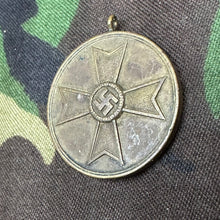 Load image into Gallery viewer, Original WW2 German Army War Merit Medal
