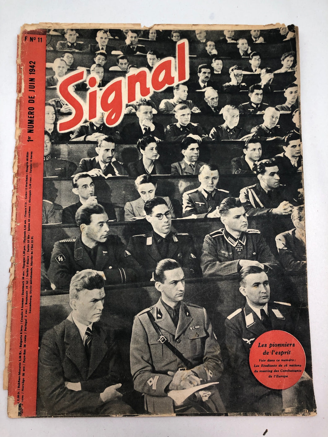 Original French Language WW2 Propaganda Signal Magazine - No.11 1942