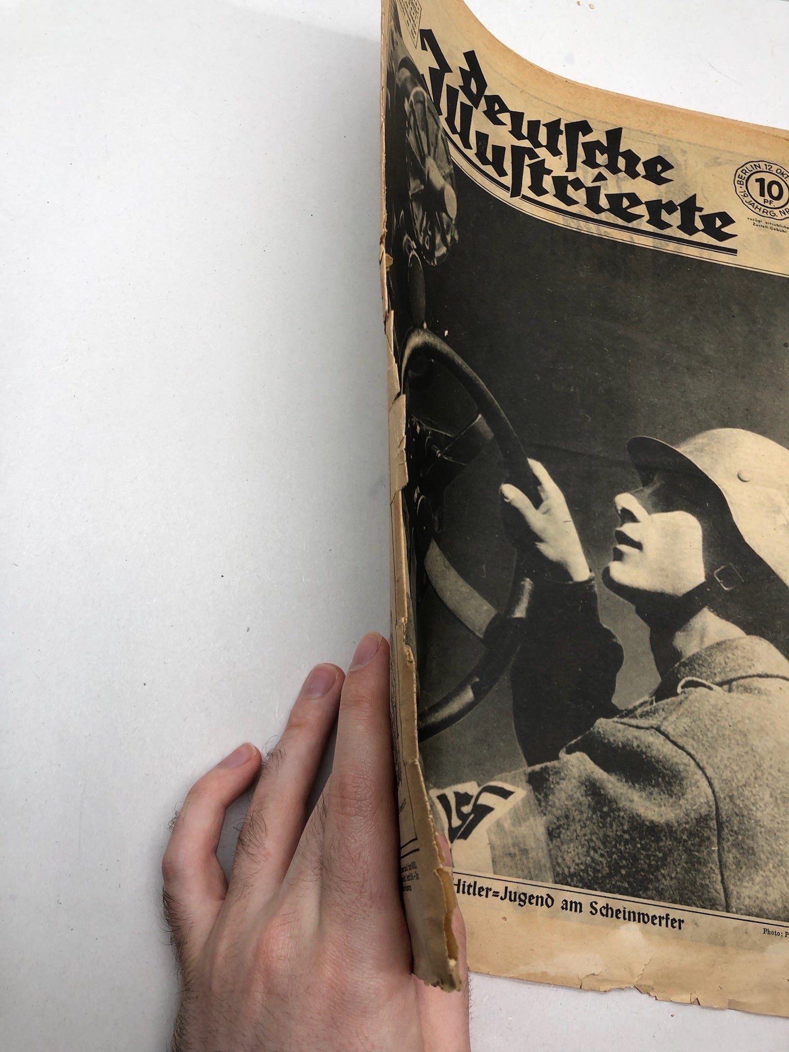 Original WW2 German Political Newspaper - 12th October 1943 - The Militaria Shop