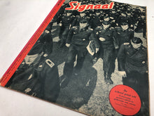Charger l&#39;image dans la galerie, Original German Language WW2 Propaganda Signal Magazine - No.9 1943
