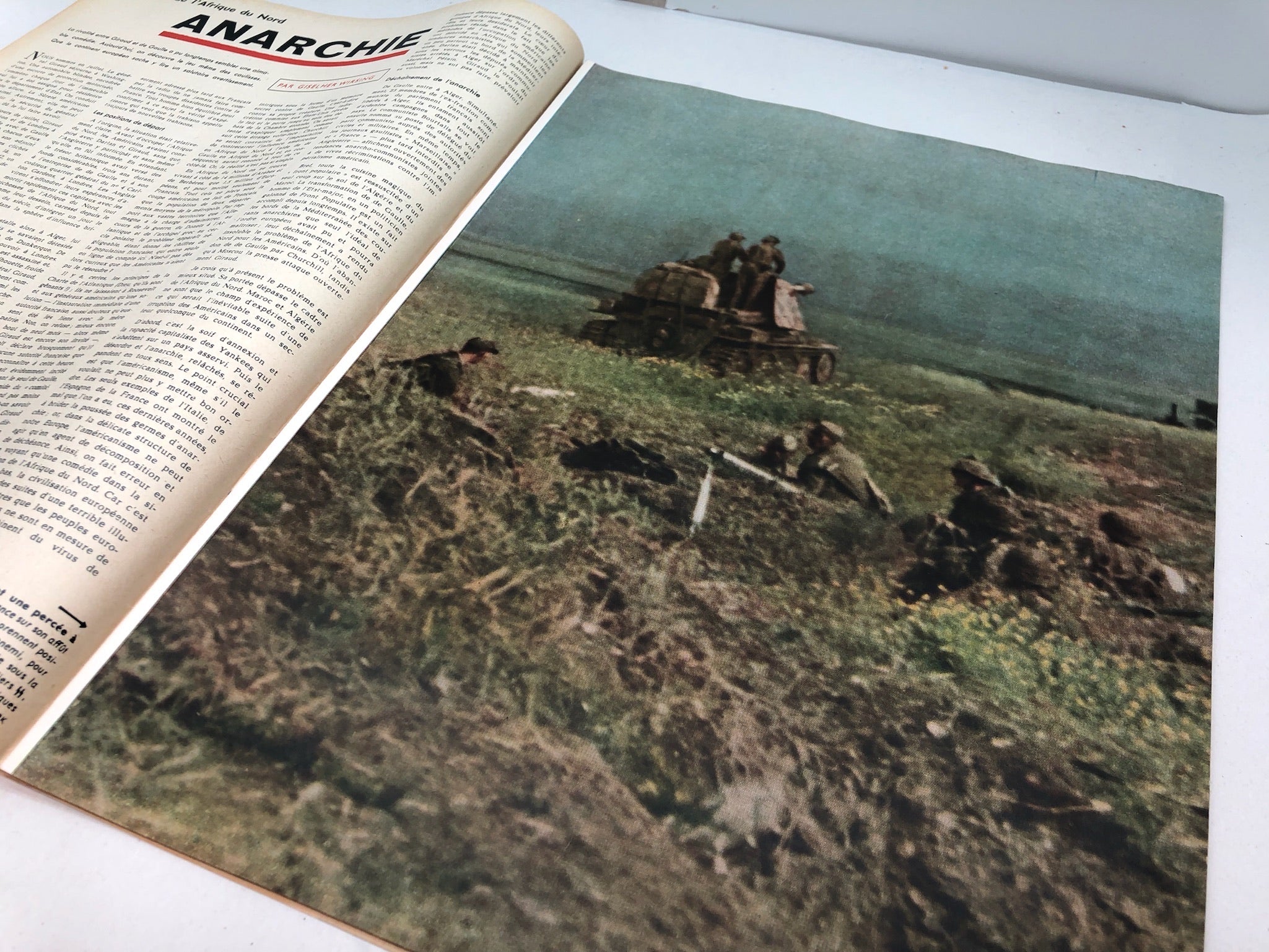 Original French Language WW2 Propaganda Signal Magazine - No.18 1943 - The Militaria Shop