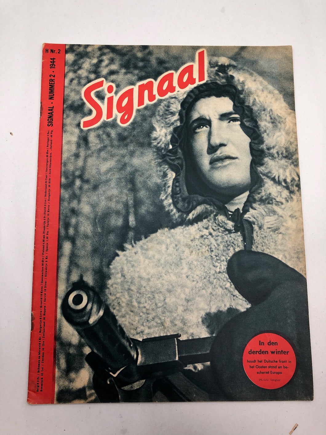 Original Dutch Language WW2 Propaganda Signaal Magazine - No.2 1944