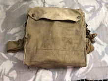 Load image into Gallery viewer, Original WW2 British Army Soldiers GSR Gas Mask Set in Bag
