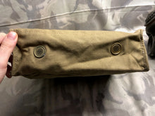 Load image into Gallery viewer, Original WW2 British Army Soldiers GSR Gas Mask Set in Bag
