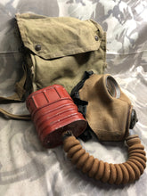 Load image into Gallery viewer, Original WW2 British Army Soldiers GSR Gas Mask Set in Bag
