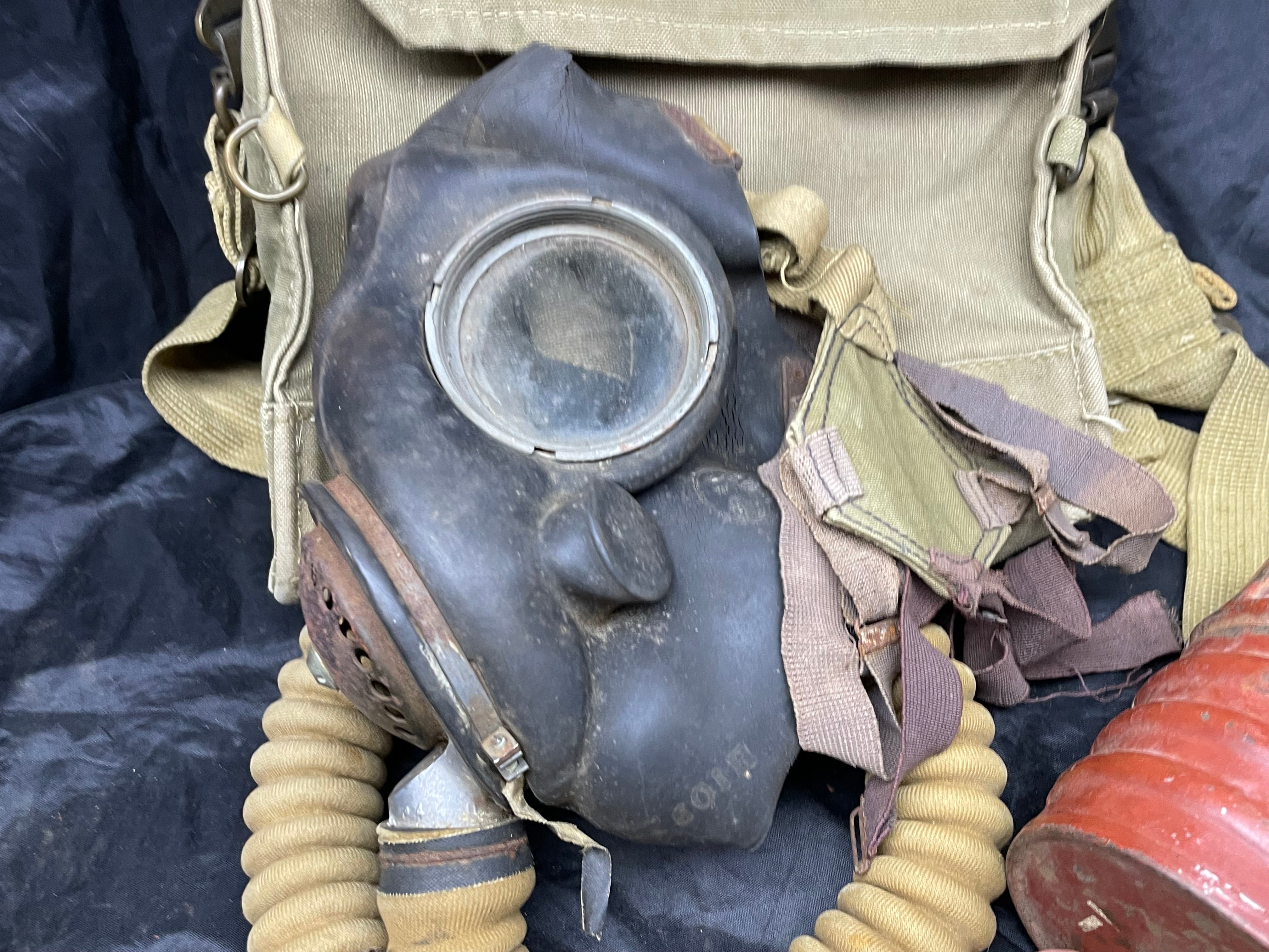 Original WW2 British Army Long-Hose Gas Mask with Bag - The Militaria Shop