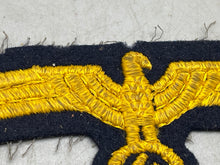 Charger l'image dans la galerie, Original WW2 German Kriegsmarine Breast Eagle in Great Condition.
