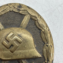 Load image into Gallery viewer, Original WW2 German Army Wound Badge
