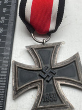 Charger l&#39;image dans la galerie, Original WW2 German Army Iron Cross 2nd Class
