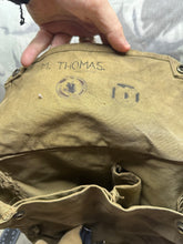 Load image into Gallery viewer, Original WW2 British Army Soldiers GSR Gas Mask Set in Bag
