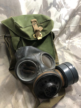 Load image into Gallery viewer, Original British Army Lightweight Assault Gas Mask 1965 Dated
