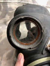 Load image into Gallery viewer, Original WW2 British Civil Defence ARP Home Front Gas Mask Set
