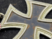 Charger l&#39;image dans la galerie, Original WW2 German Army Iron Cross 2nd Class - L/56
