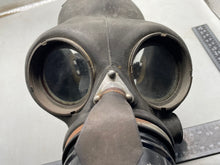 Load image into Gallery viewer, WW2 British Home Front Warden's Gas Mask - The Militaria Shop
