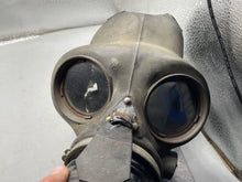 Load image into Gallery viewer, WW2 British Home Front Warden's Gas Mask - The Militaria Shop
