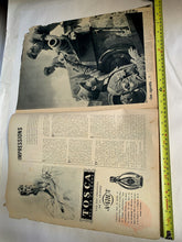 Load image into Gallery viewer, Original French Language WW2 German Signal Magazine - December 1942
