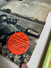 Load image into Gallery viewer, Original WW2 German Signal Magazine in French - September 1942
