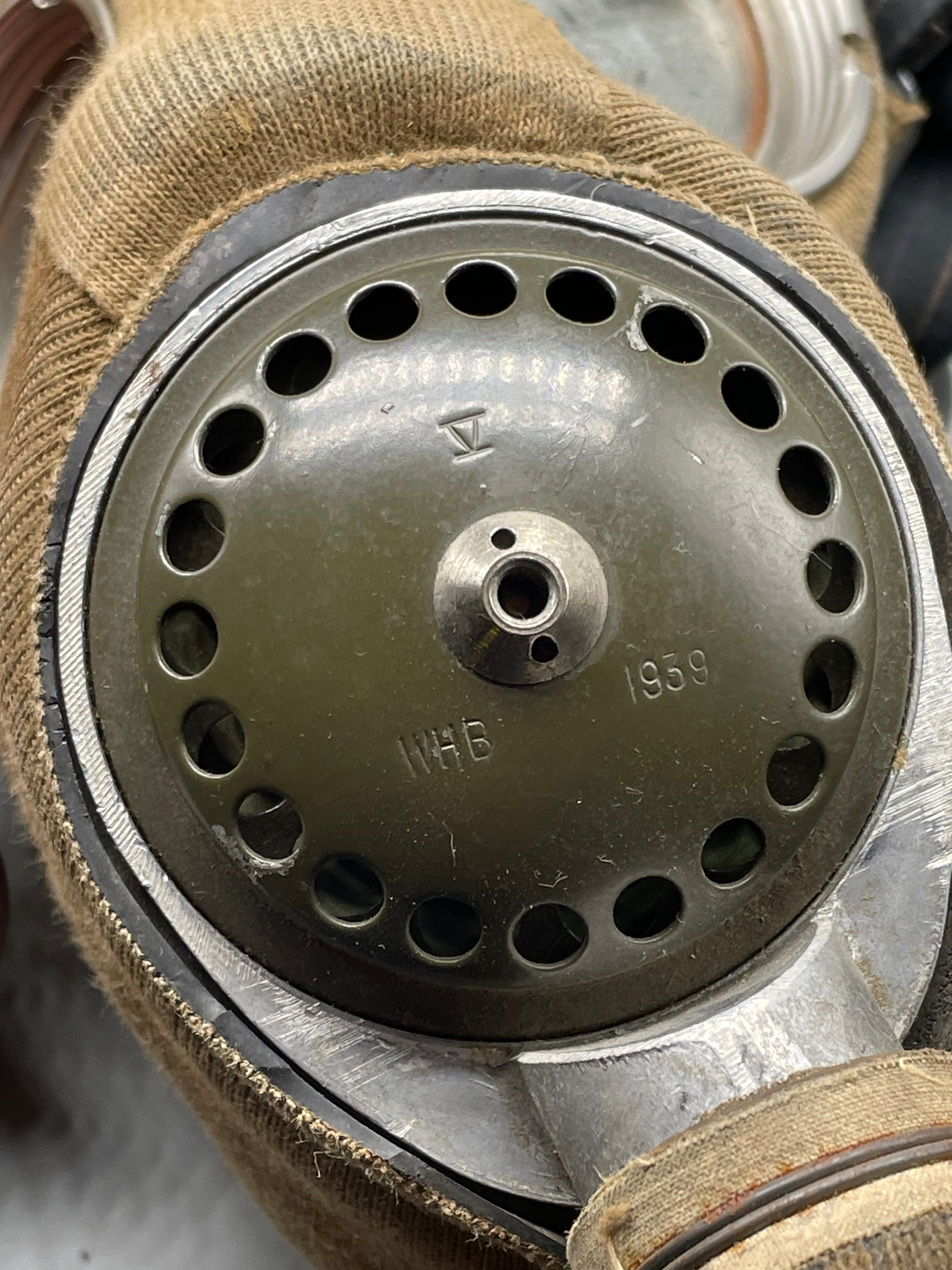 Original WW2 British Army Long-Hose Gas Mask with Bag - The Militaria Shop