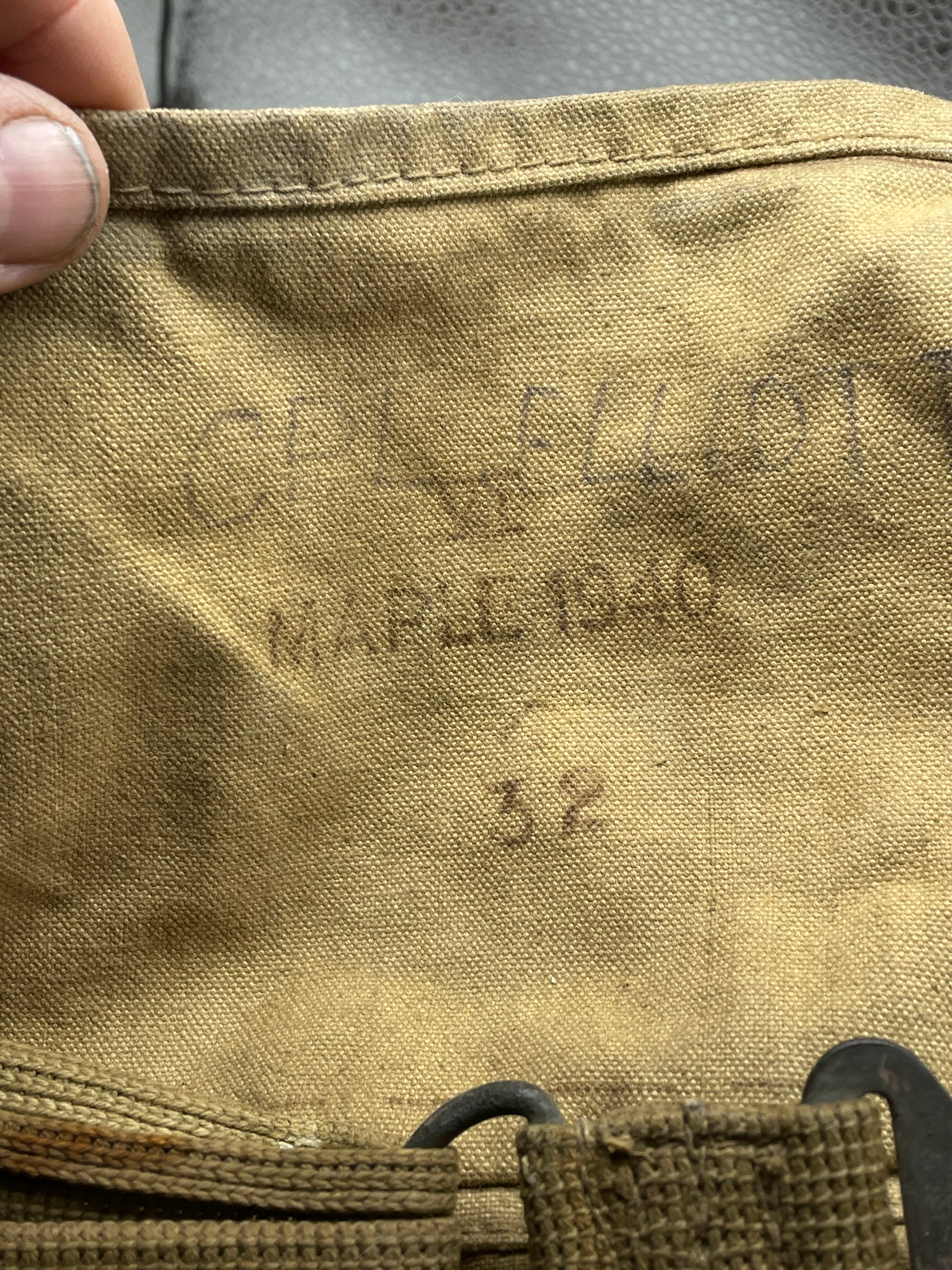 Original WW2 British Army Long-Hose Gas Mask with Bag - The Militaria Shop