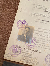 Charger l&#39;image dans la galerie, WW2 - 1934 Dated German Document with photo.
