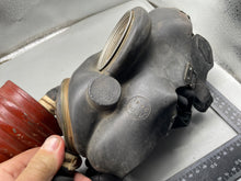 Load image into Gallery viewer, WW2 British Army Pattern General Service Gas Mask - 1941 - The Militaria Shop
