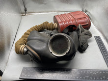 Load image into Gallery viewer, WW2 British Army Pattern General Service Gas Mask - 1941 Dated - The Militaria Shop
