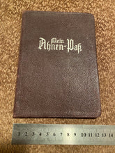 Lade das Bild in den Galerie-Viewer, Third Reich Ahnen Pass (Family Tree Book) in good condition. With stamps and information.
