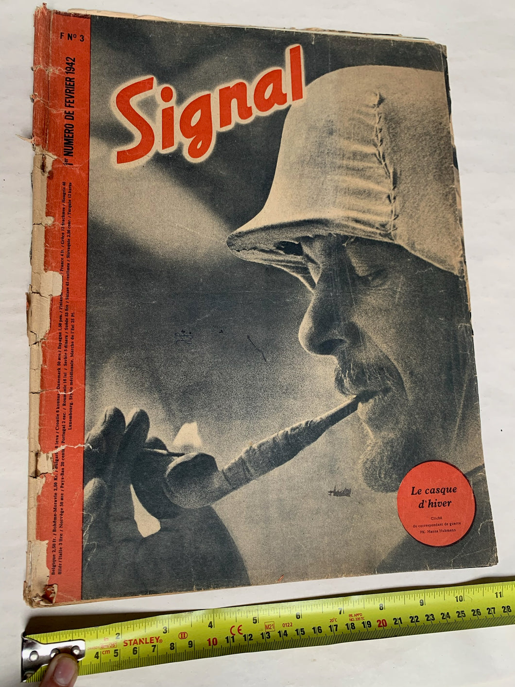 Original French Language WW2 German Signal Magazine - February 1942