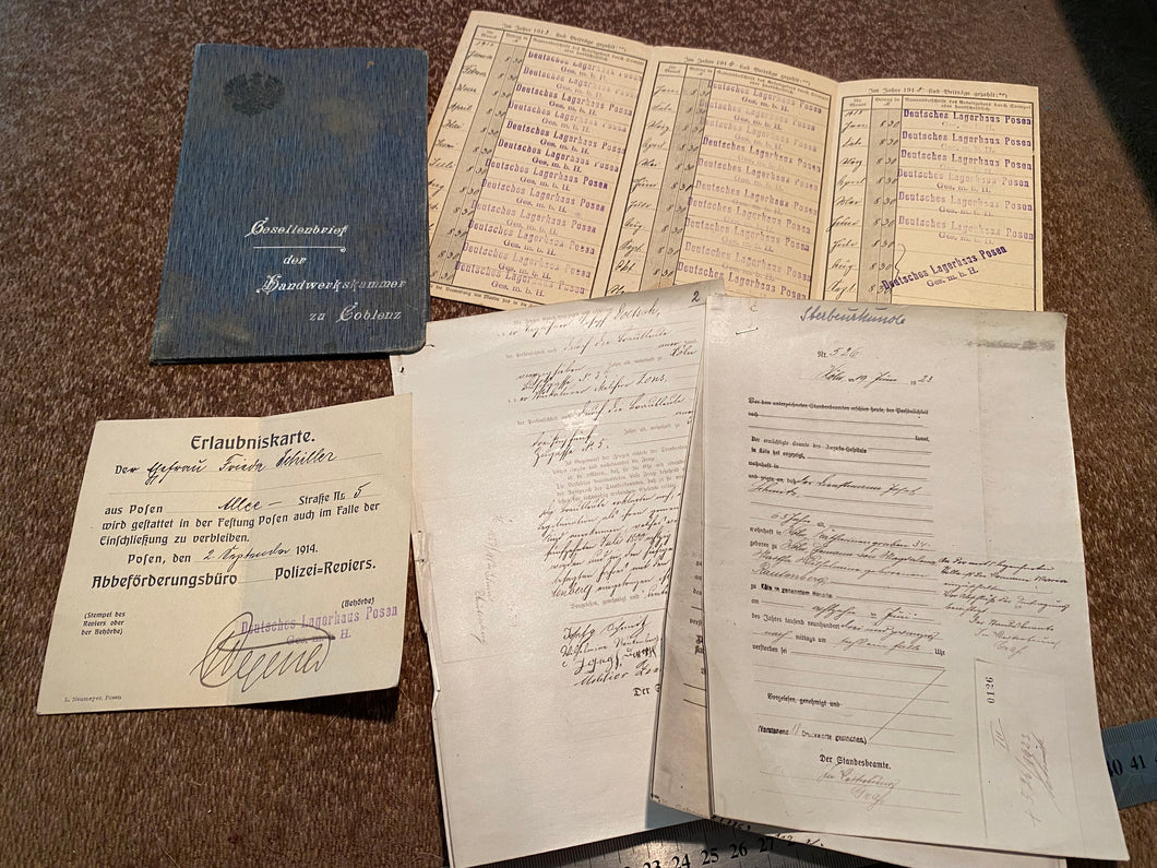 WW1 / WW2 era German passes and paperwork from different times.