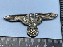 Charger l&#39;image dans la galerie, WW2 German Metal SS Cap Insignia
