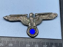 Charger l&#39;image dans la galerie, WW2 German Metal SS Cap Insignia
